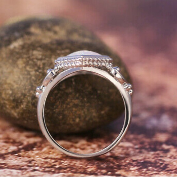 NEW 925 Sterling Silver Opal Stone Ring - Picture 7 of 7